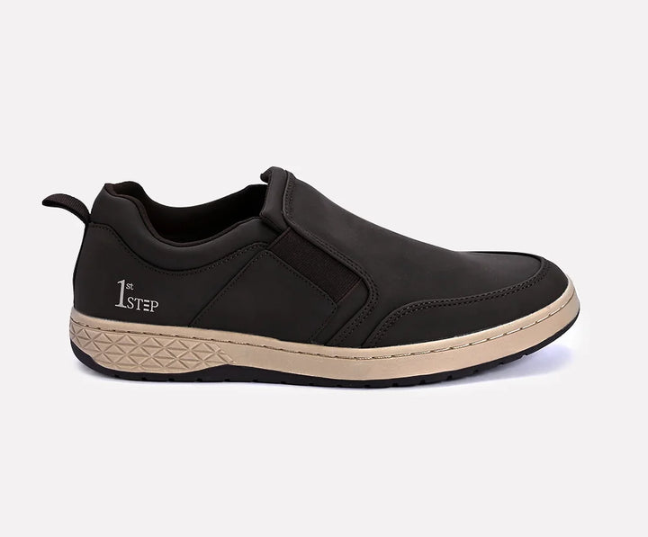 , men's sneakers Pakistan, casual sneakers price