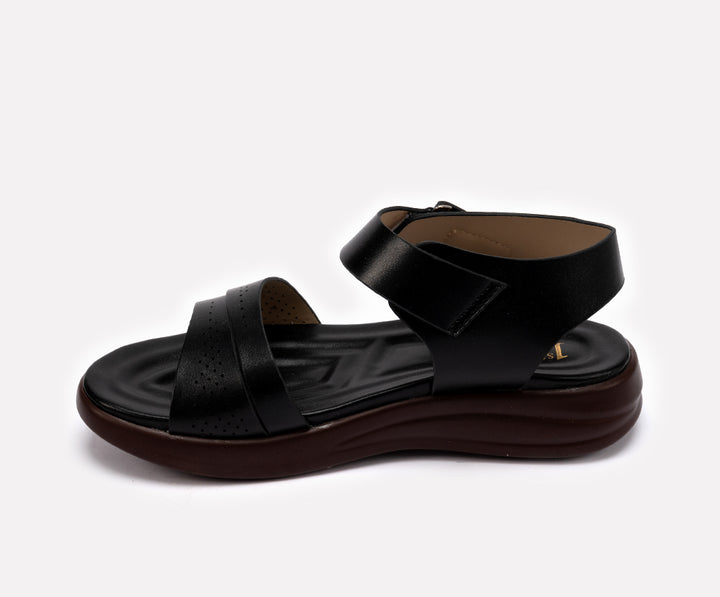black sandals, gucci sandals, gucci slides