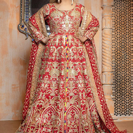 , elegant bridal gowns for women, Zahra Ahmad premium bridal wear