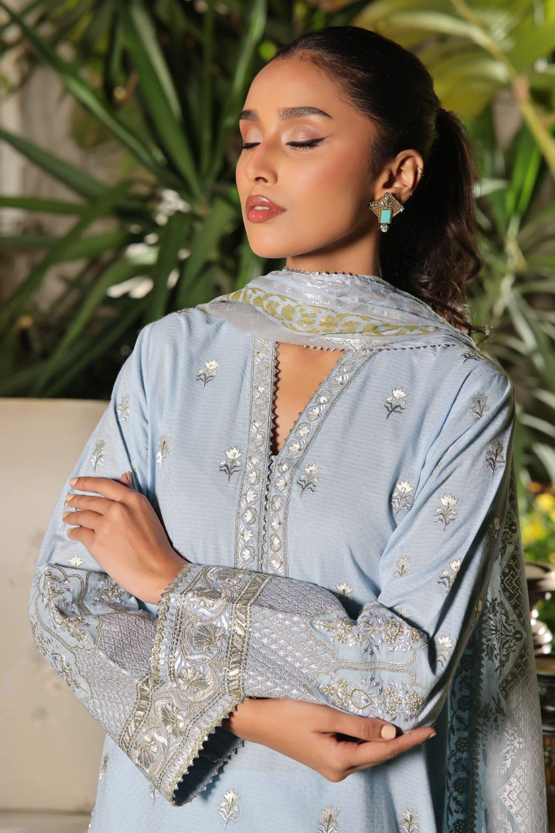 , exquisite women's unstitched fabric, Oaks premium quality fabric