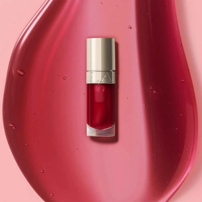 "Clarins Lip Oil, lip comfort oil, nourishing lip oil, hydrating lip product, lip balm, soft lips, lip care"