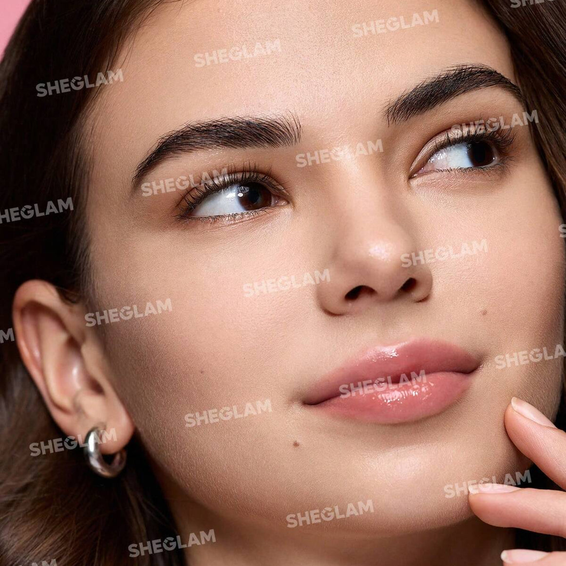 "Sheglam setting powder, makeup setting, long-lasting makeup, silky finish, magic veil powder"