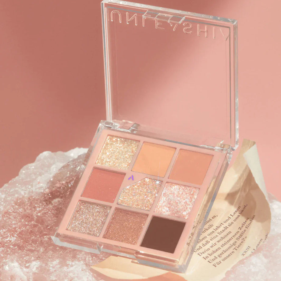 Unleashia Glitterpedia Eyeshadow Palette for sparkly eyes