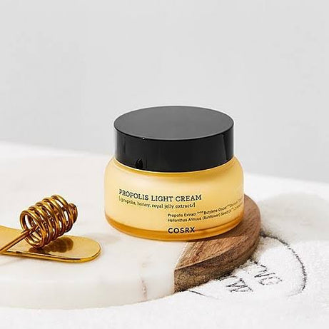 Cosrx Full Fit Propolis Light Cream 65ml for smooth and hydrated skin