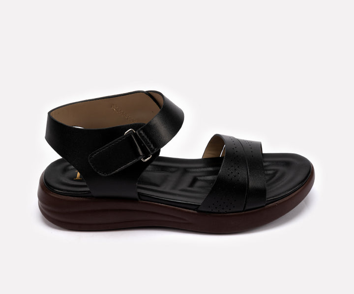 black sandals, gucci sandals, gucci slides