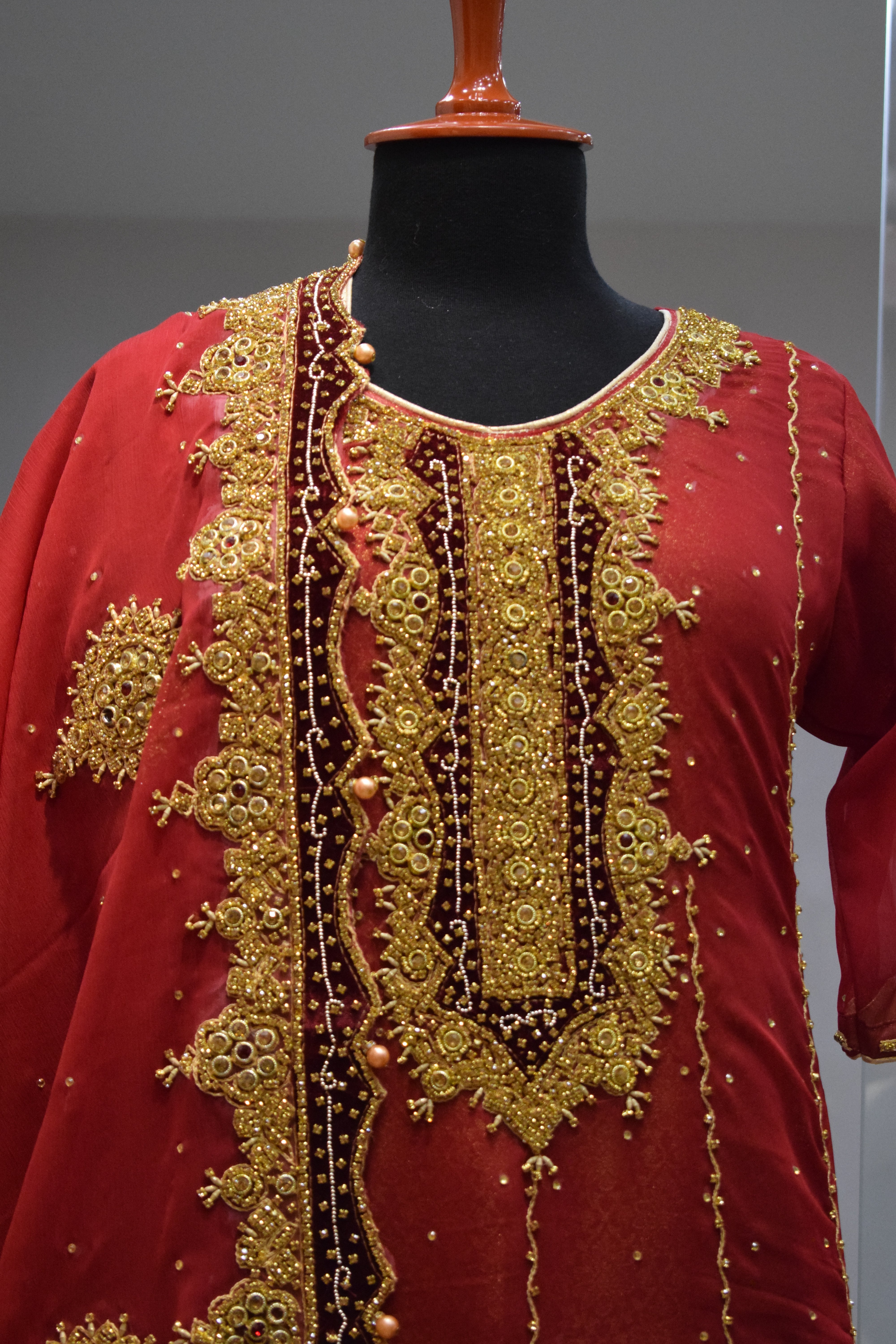 formal dresses for women, hot dresses for women, ladies designer dresses