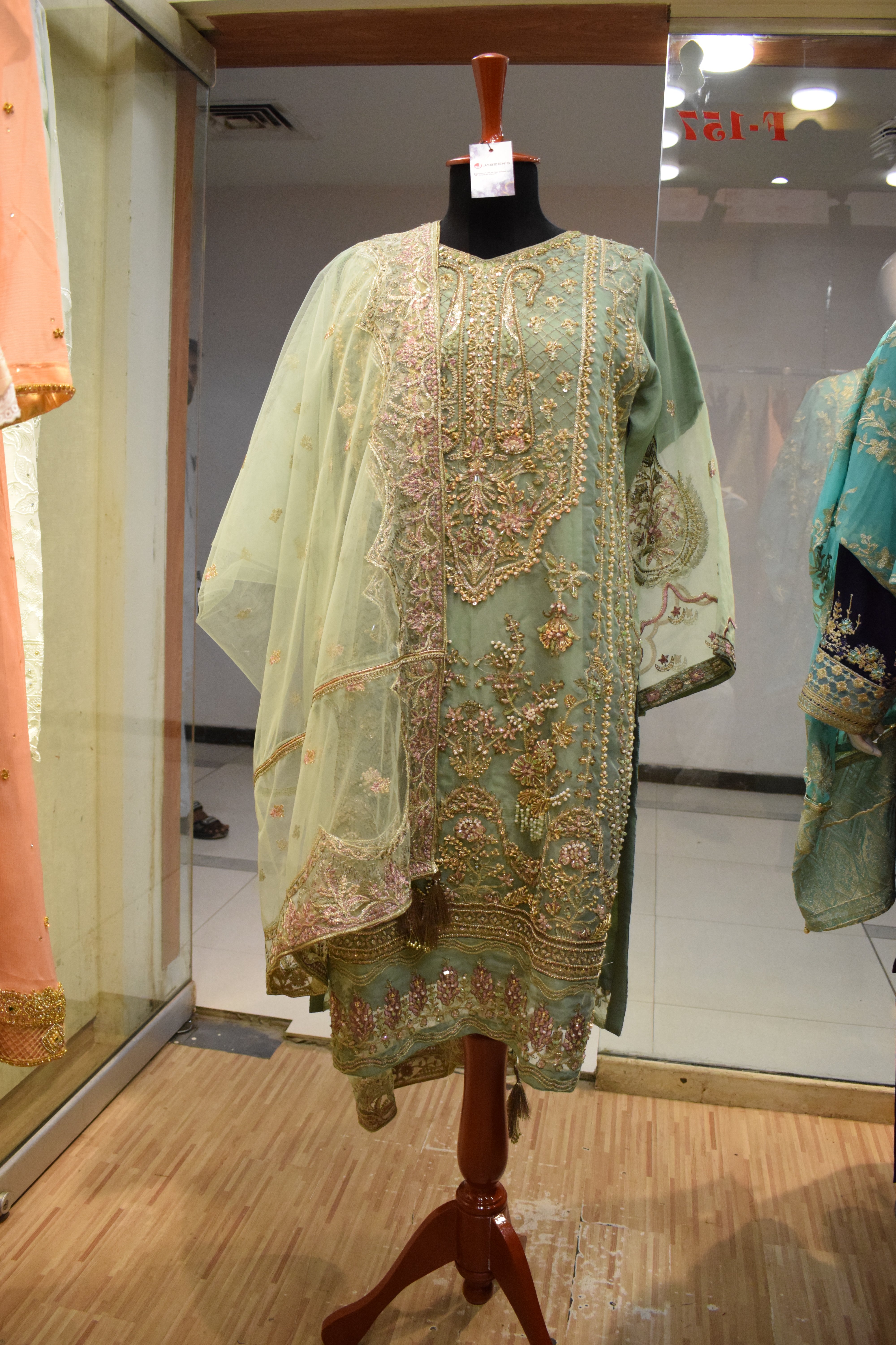 ladies red dress, latest dresses for ladies, party wear suits for women