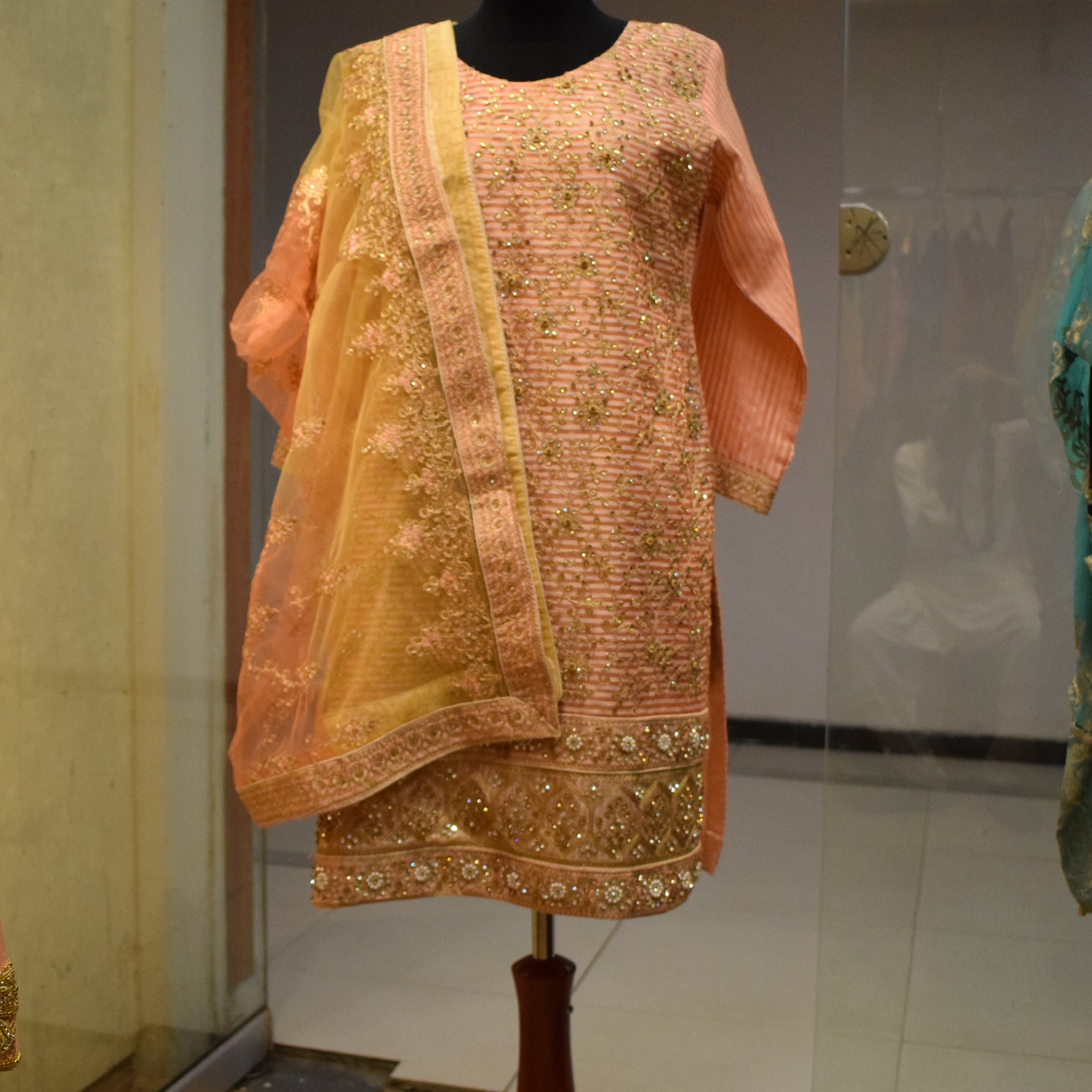 designer suits for women, fashion clothes for women, ladies dresses online