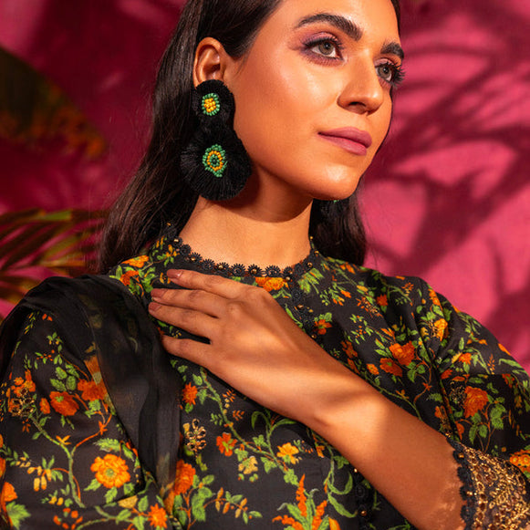 , exquisite embroidered suit with chiffon dupatta, fashionable 3 pc suit