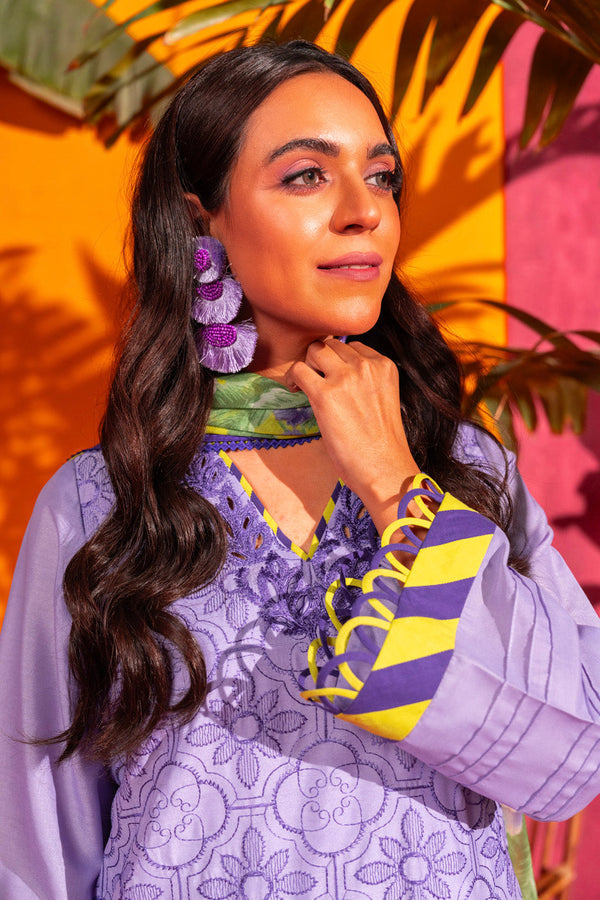 , exquisite embroidered poly lawn suit, Alkaram Studio lawn suit