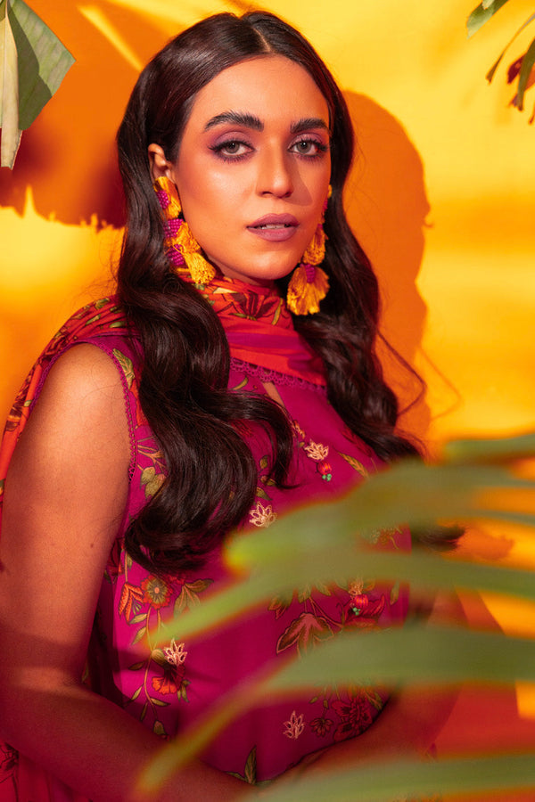 , exquisite women's unstitched yellow phulkari fabric, Zahra Ahmad premium phulkari collection