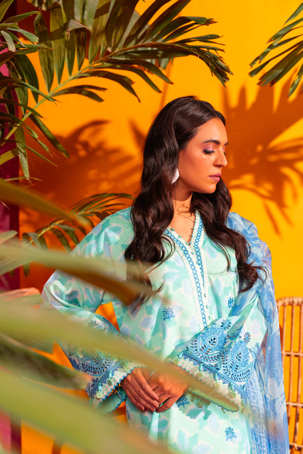 , exquisite women's unstitched Morbagh fabric, Zahra Ahmad premium fabric collection