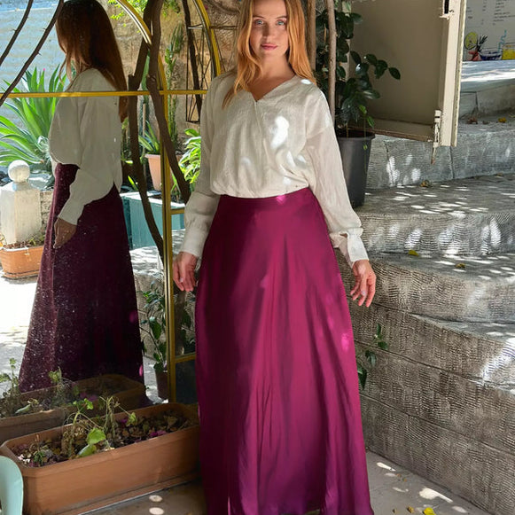 black tennis skirt, green skirt, knit skirt