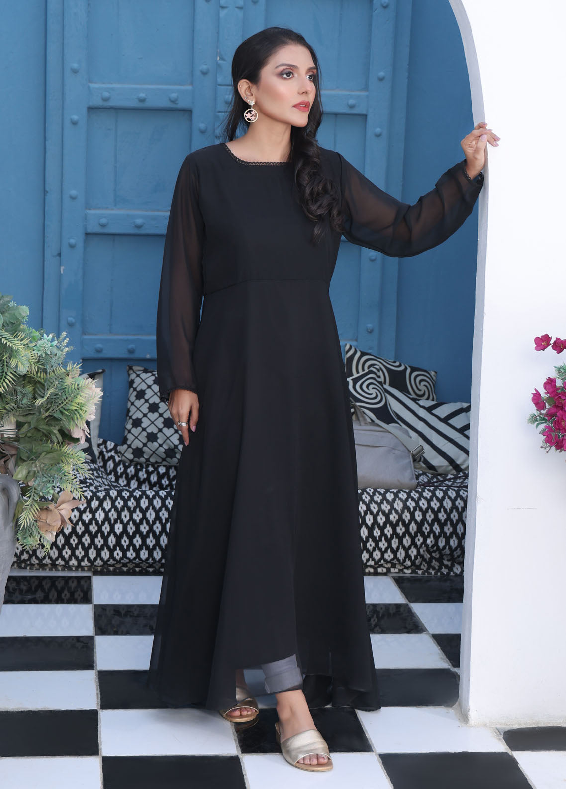 Embrace Luxury with Nazmina Pret Fancy Chiffon Suit Lacey Charcoal Long Maxi